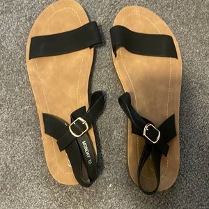 Strapy sandals